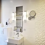 Hotel Voltaire Opera