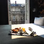 Voltaire Opera Hotel