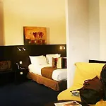 Voltaire Opera 3* Nantes