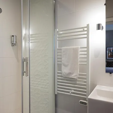 Szálloda Voltaire Opera Centre