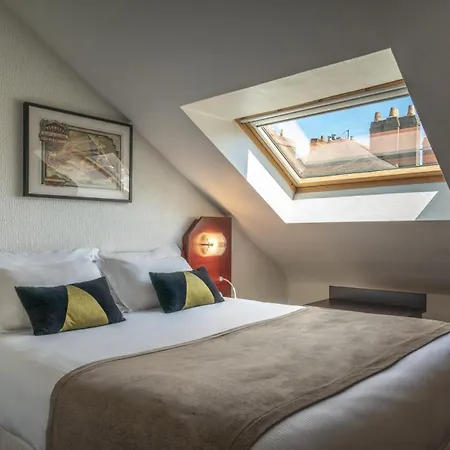 Hotel Voltaire Opera Centre 3*