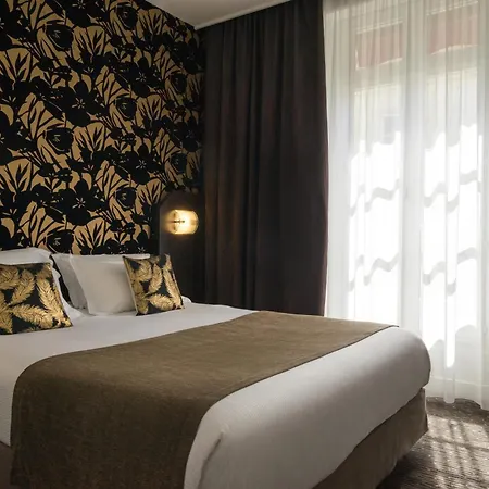 Voltaire Opera Hotel Nantes