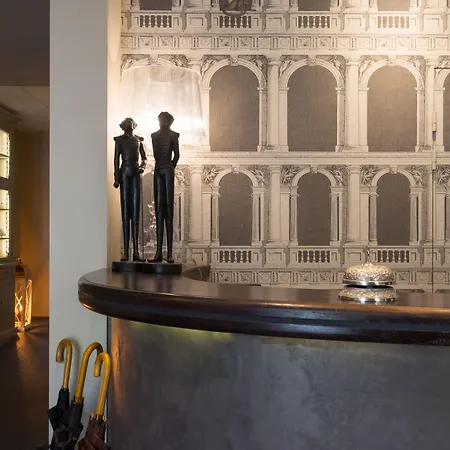 Szálloda Voltaire Opera Centre 3*