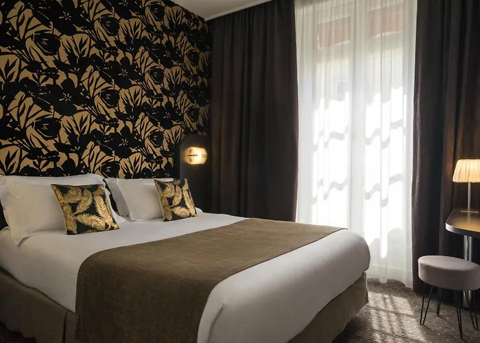 Voltaire Opera Hotel Nantes