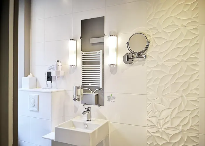 Hotel Voltaire Opera