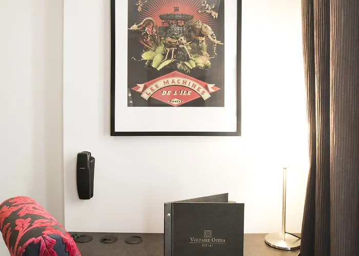 Hotel Voltaire Opera 3*