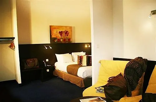 Voltaire Opéra 3* Nantes