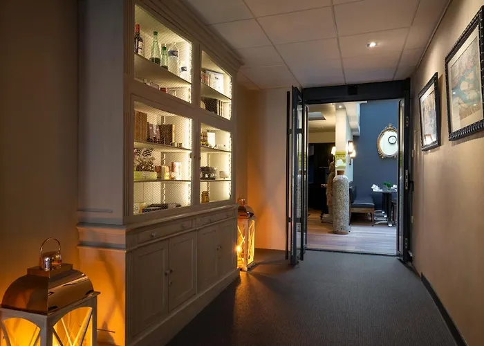 Voltaire Opera 3* Nantes