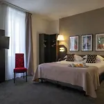 Voltaire Opera 3*