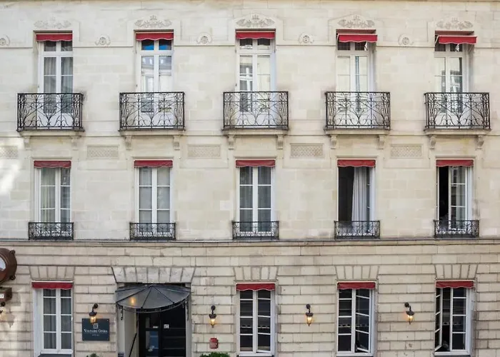 Voltaire Opera Centre 3* Nantes